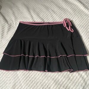 VNTG Y2K Black and Pink Women's Skirt